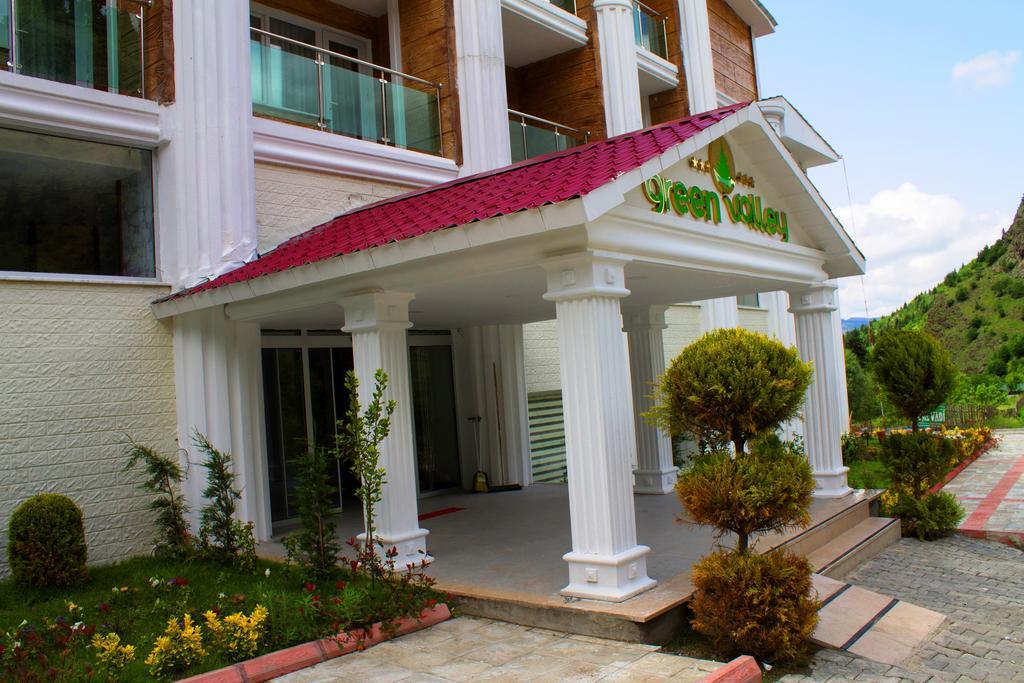 Hotel Green Valley Savsat エクステリア 写真
